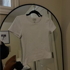 Aritzia Classic White Short Sleeve Tee